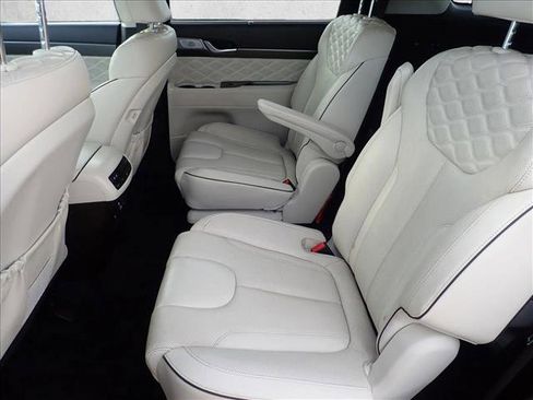 Used 2020 Hyundai Palisade Limited image 10