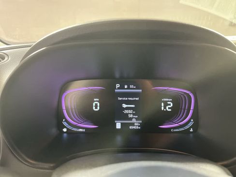 Used 2023 Kia Soul LX w/ LX Technology Package image 17