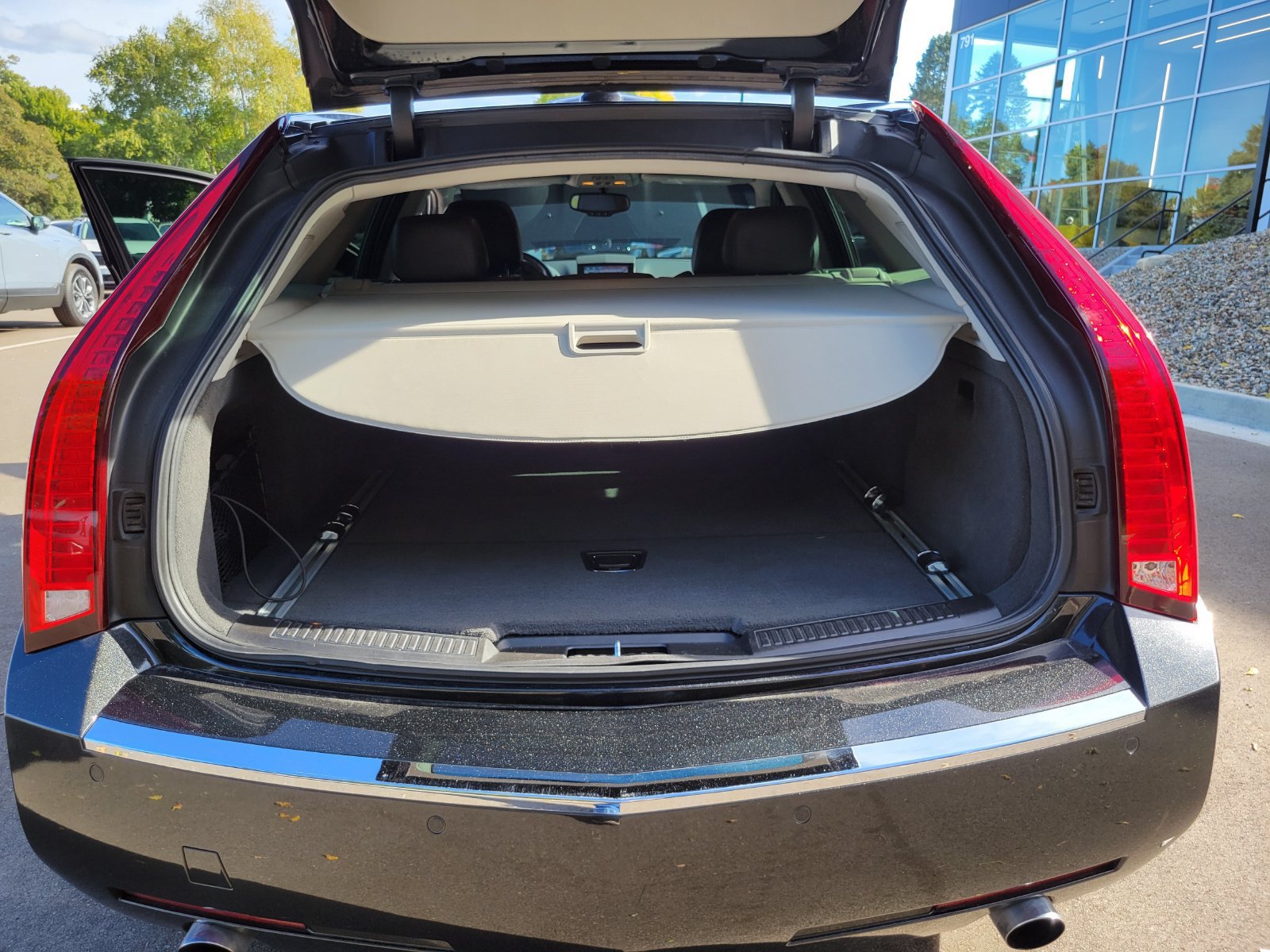 Used 2011 Cadillac CTS V RWD image 36
