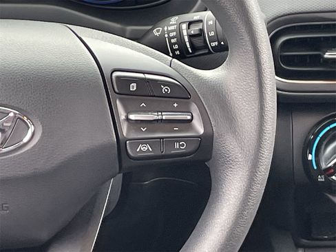 Used 2023 Hyundai Kona SEL image 23