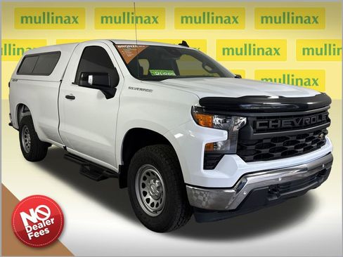 Used 2024 Chevrolet Silverado 1500 W/T w/ WT Value Package AWD/4WD image 1