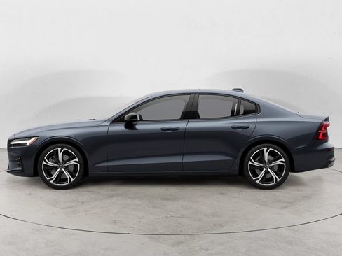 Used 2024 Volvo S60 B5 Core w/ Climate Package AWD/4WD image 3