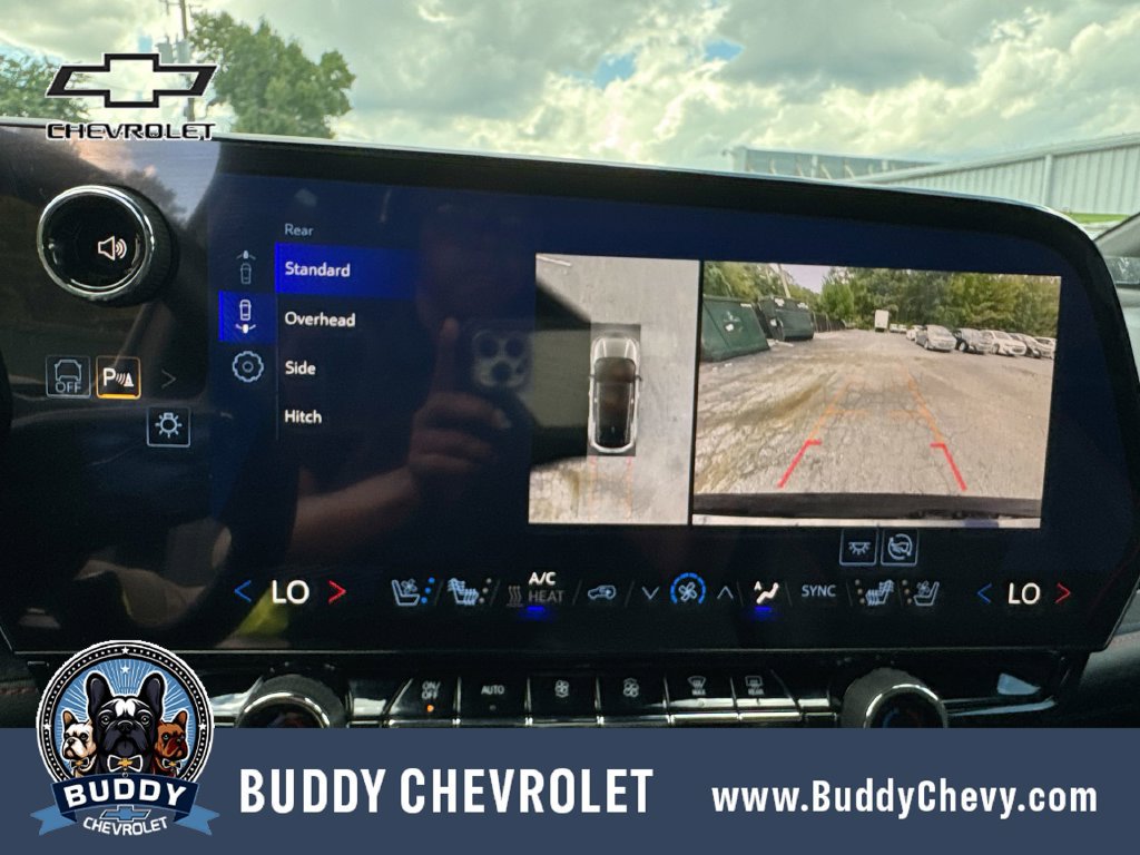 Used 2025 Chevrolet Blazer EV RS AWD/4WD image 27