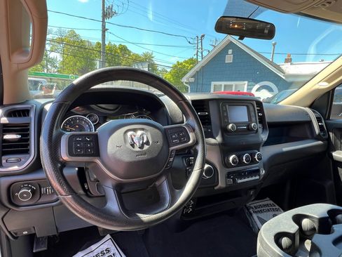 Used 2019 RAM 2500 Tradesman AWD/4WD image 9