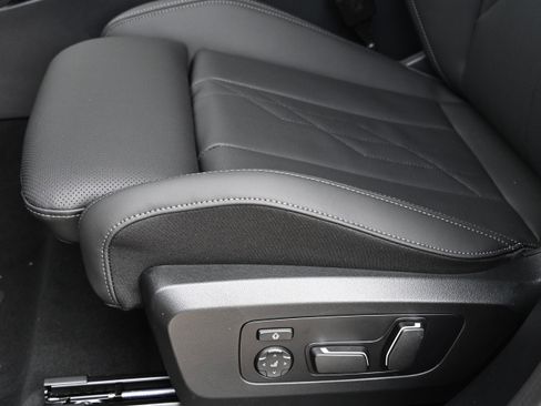 New 2026 BMW X3 xDrive30 w/ Convenience Package image 23