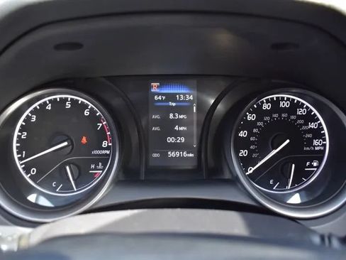 Used 2021 Toyota Camry SE FWD image 18