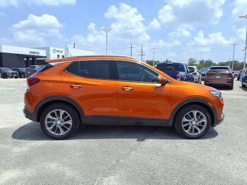 Used 2023 Buick Encore GX Essence w/ Experience Buick Package FWD image 5