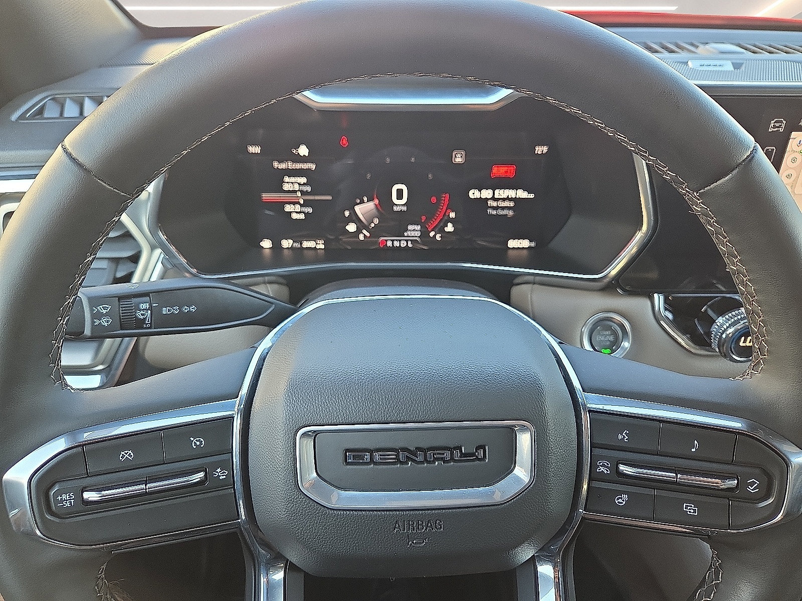 Used 2026 GMC Canyon Denali AWD/4WD image 4