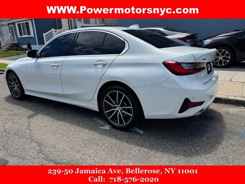 Used 2019 BMW 330i xDrive Sedan w/ Driving Assistance Package AWD/4WD image 4