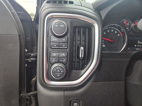 Used 2020 Chevrolet Silverado 1500 RST AWD/4WD image 12