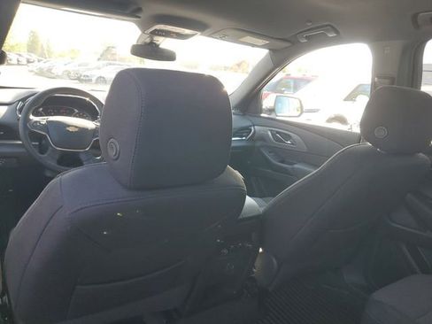 Certified 2023 Chevrolet Traverse LT FWD image 11