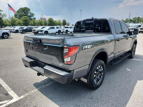 Used 2024 Nissan Titan PRO-4X w/ Pro-4x Convenience Package AWD/4WD image 3