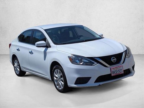 Used 2019 Nissan Sentra SV FWD image 3