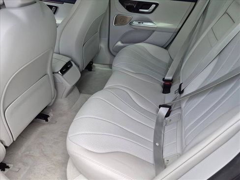 Used 2023 Mercedes-Benz EQE 350+ 4MATIC Sedan image 20