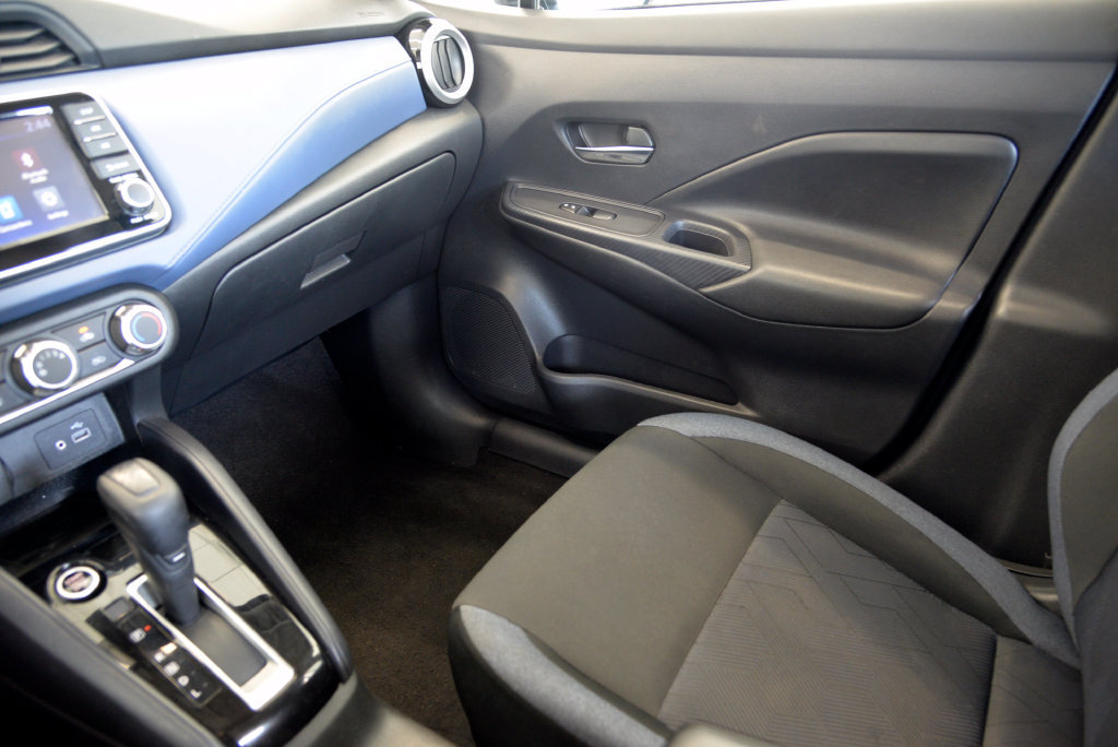 Used 2023 Nissan Versa SV FWD image 27