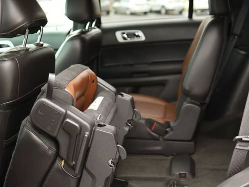 Used 2015 Ford Explorer Limited w/ Equipment Group 301A FWD image 37