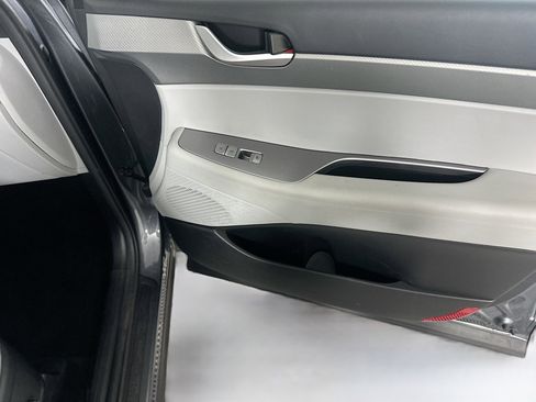 Used 2025 Hyundai Palisade SEL image 32