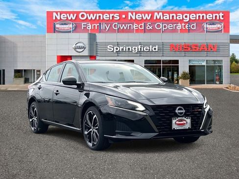 New 2025 Nissan Altima 2.5 SR AWD/4WD image 1