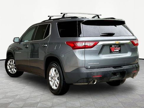 Used 2019 Chevrolet Traverse LT w/ LPO, Floor Liner Package FWD image 4