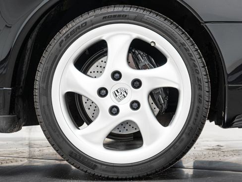 Used 1997 Porsche 911 Carrera S RWD image 40