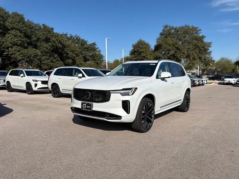 Used 2026 Volvo XC90 B6 Ultra w/ Protection Package AWD/4WD image 2