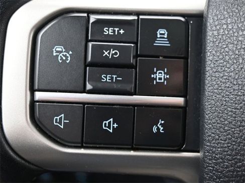 Used 2023 Ford Expedition Max Limited image 27