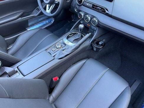 New 2026 MAZDA MX-5 Miata RF Grand Touring w/ Weather Package image 17
