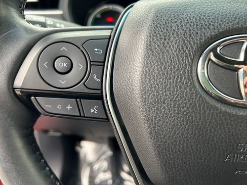 Used 2021 Toyota Venza XLE w/ Softex Package image 17