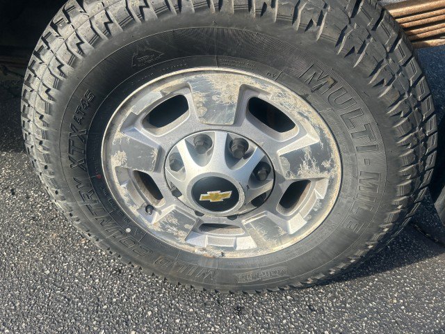 Used 2011 Chevrolet Silverado 2500 LT AWD/4WD image 20
