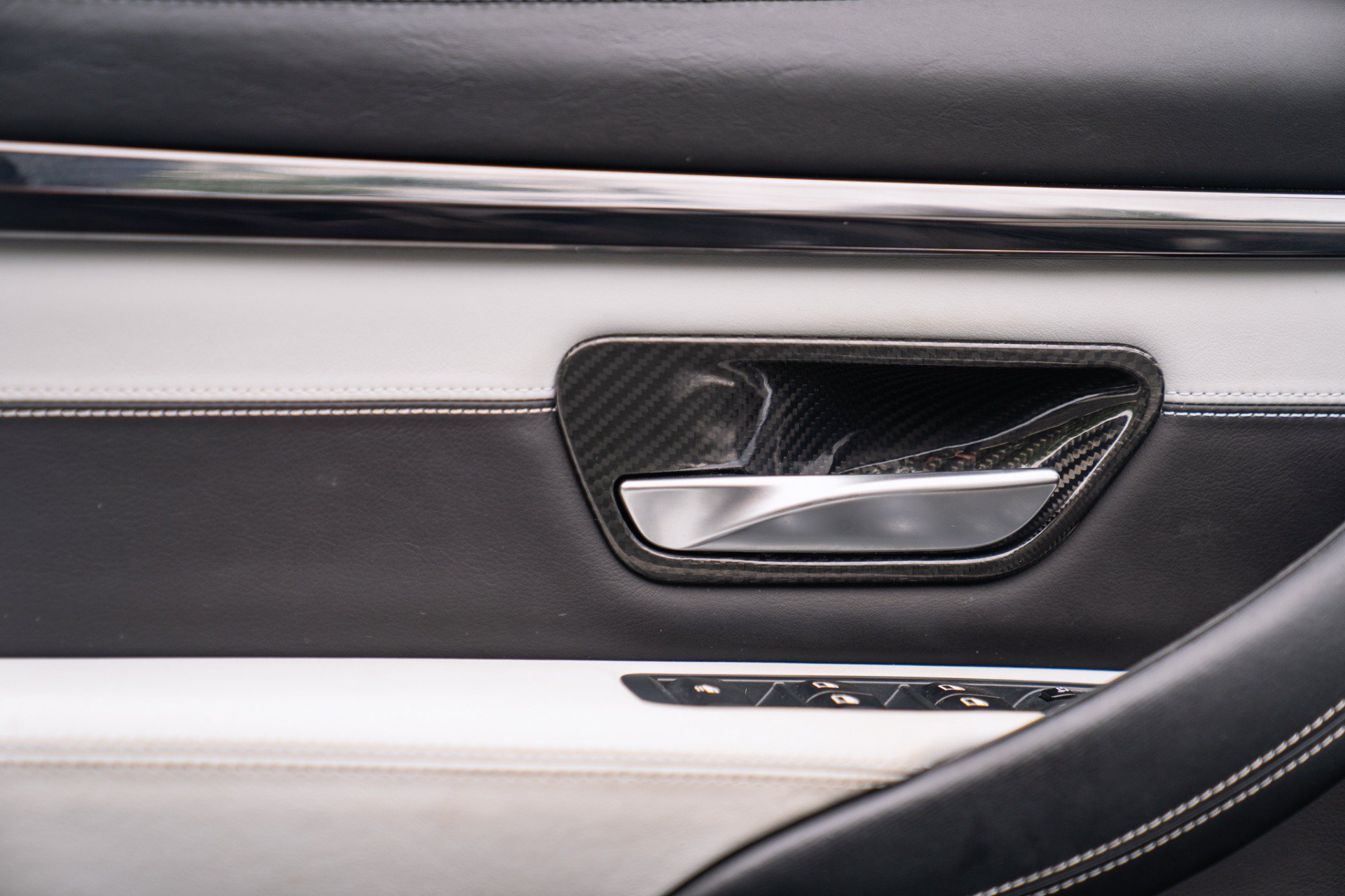 Used 2016 BMW M4 Convertible RWD image 35