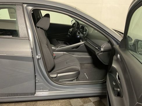 New 2026 Hyundai Elantra SE FWD image 35