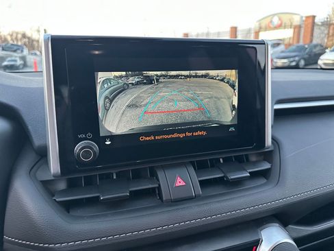 Used 2025 Toyota RAV4 LE image 17