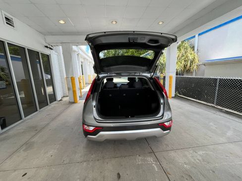 Used 2026 Kia Niro LX FWD image 29