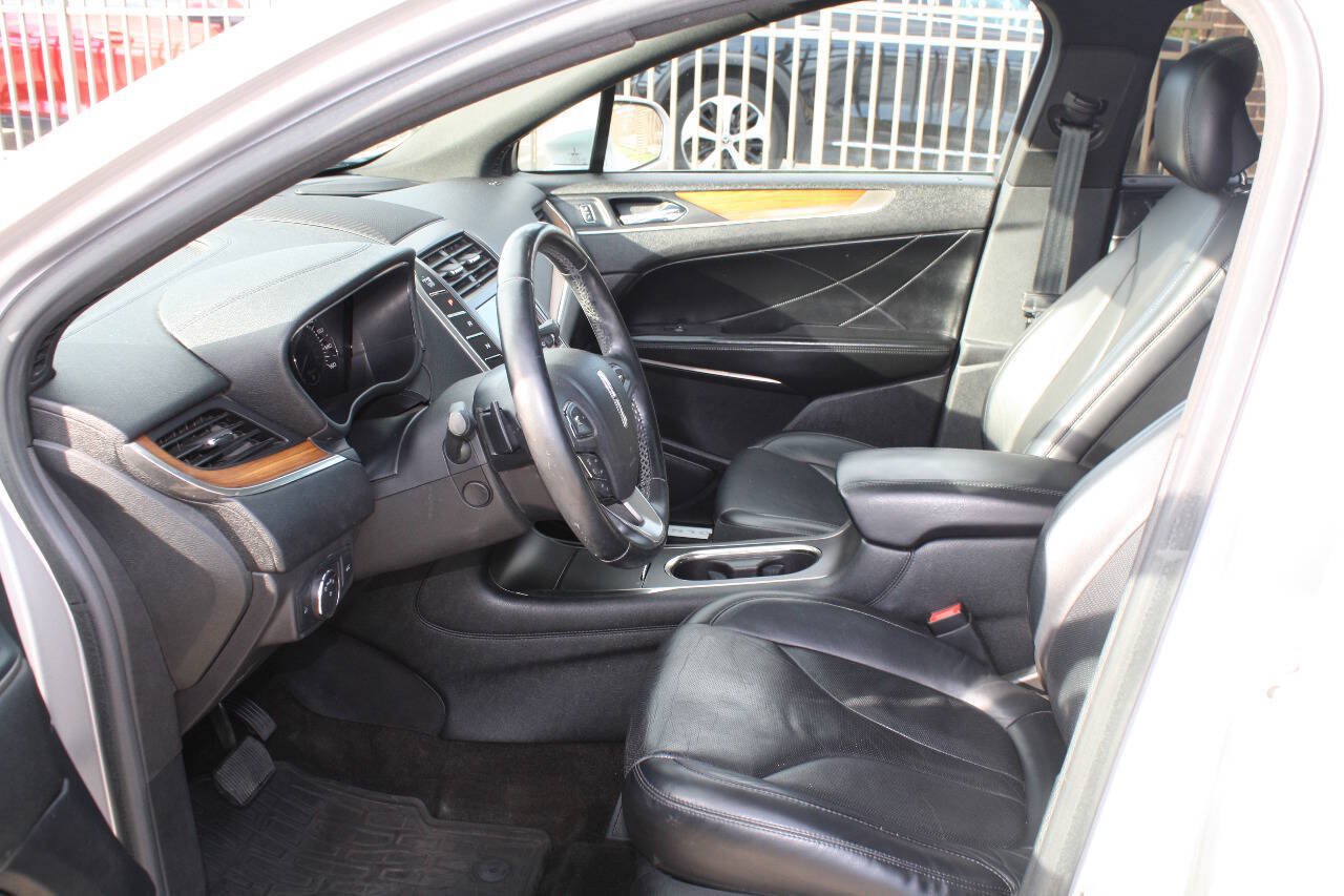 Used 2015 Lincoln MKC AWD w/ Equipment Group 102A Reserve image 6
