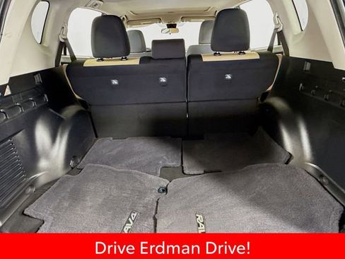 Certified 2018 Toyota RAV4 XLE FWD image 33