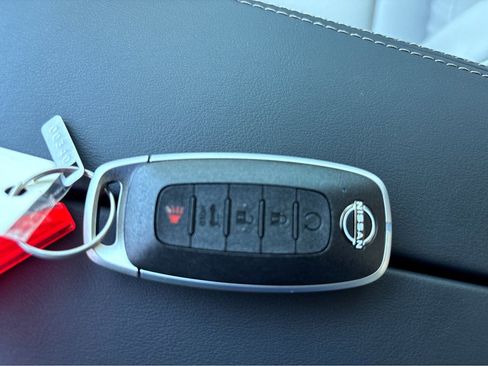 New 2026 Nissan Rogue SV image 39