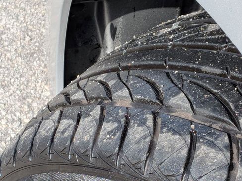 Used 2018 Mercedes-Benz E 300 image 11