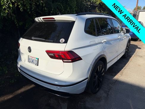 Used 2021 Volkswagen Tiguan SE R-Line image 3
