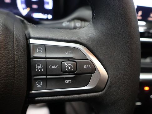 Used 2024 Jeep Compass Limited w/ High Altitude Package image 33