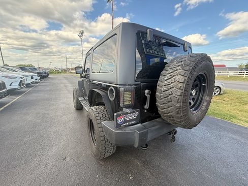 Used 2016 Jeep Wrangler Sport w/ Quick Order Package 24S AWD/4WD image 6