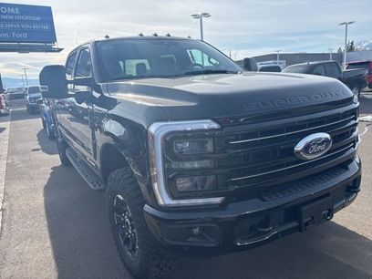 New 2026 Ford F250 Platinum w/ Tremor Off-Road Package