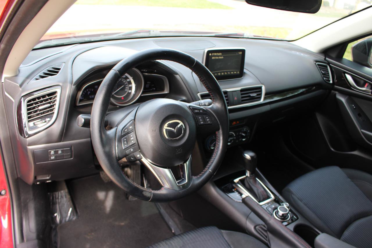 Used 2016 MAZDA MAZDA3 i Touring FWD image 17