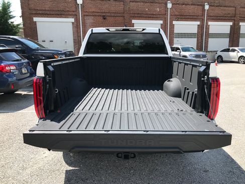 Used 2024 Toyota Tundra SR AWD/4WD image 23