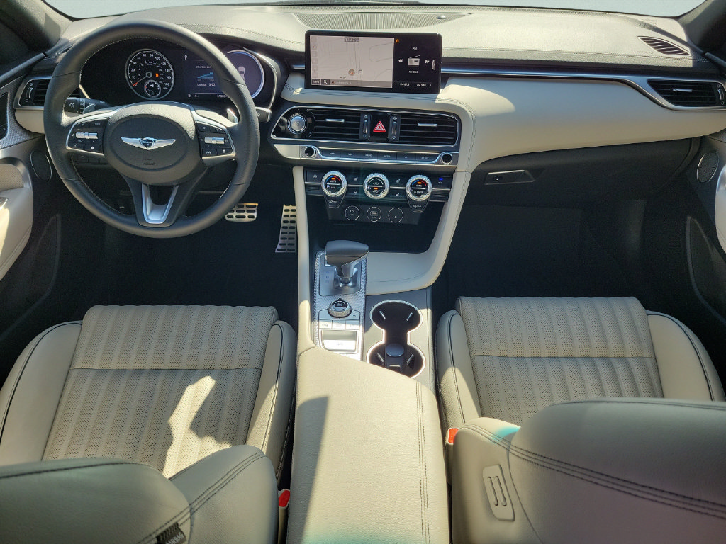 Used 2023 Genesis G70 2.0T w/ Sport Prestige Package RWD image 11