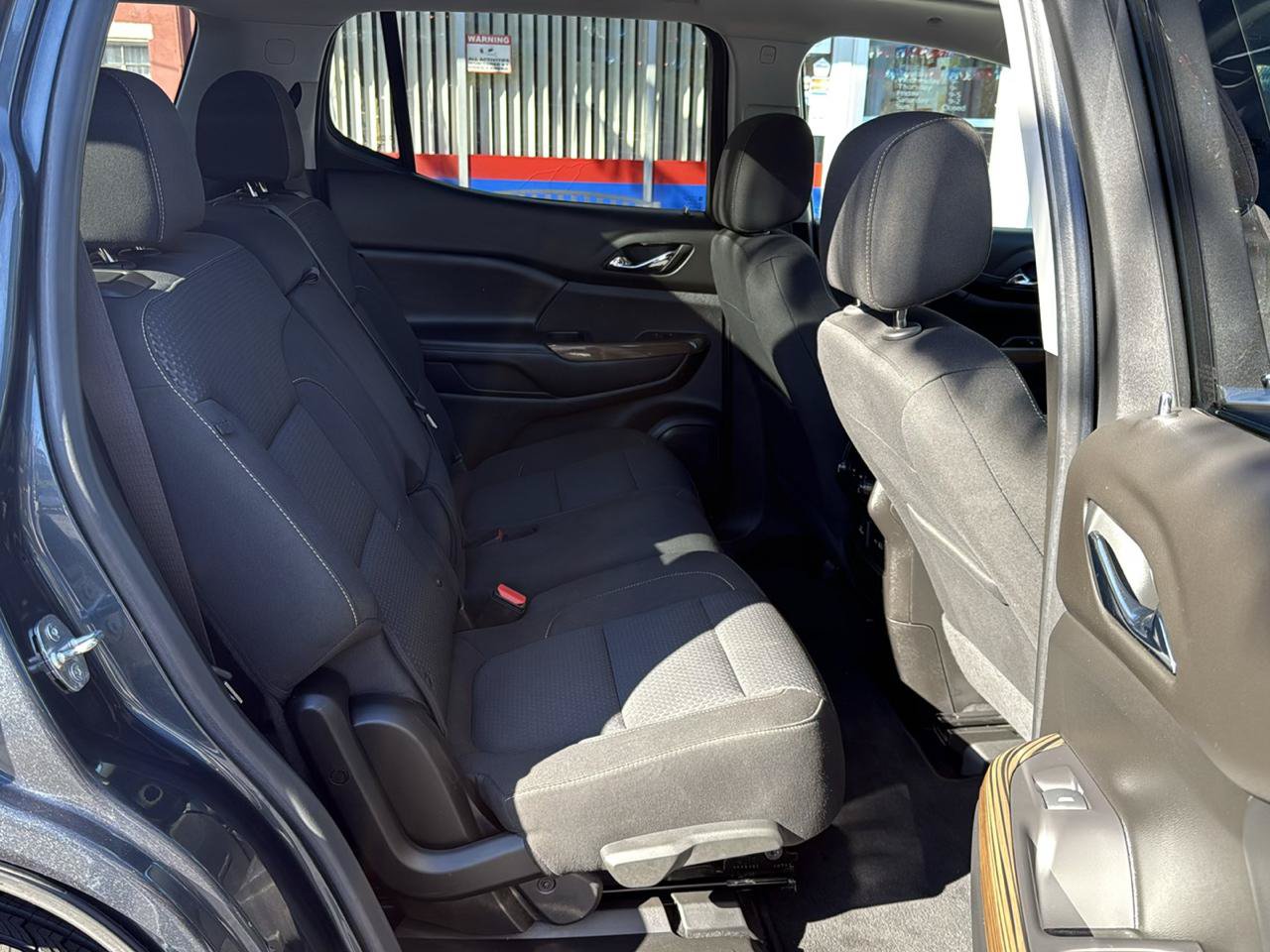 Used 2020 GMC Acadia SLE w/ Driver Convenience Package AWD/4WD image 27