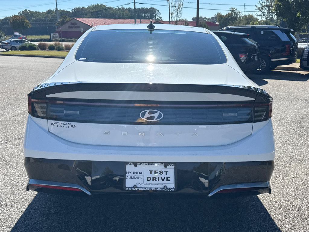 Certified 2025 Hyundai Sonata SEL FWD image 32