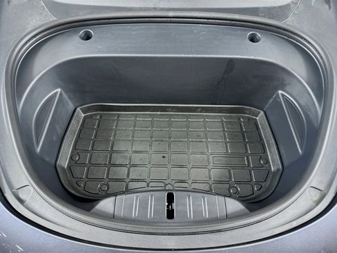 Used 2023 Tesla Model 3 Standard Range image 31