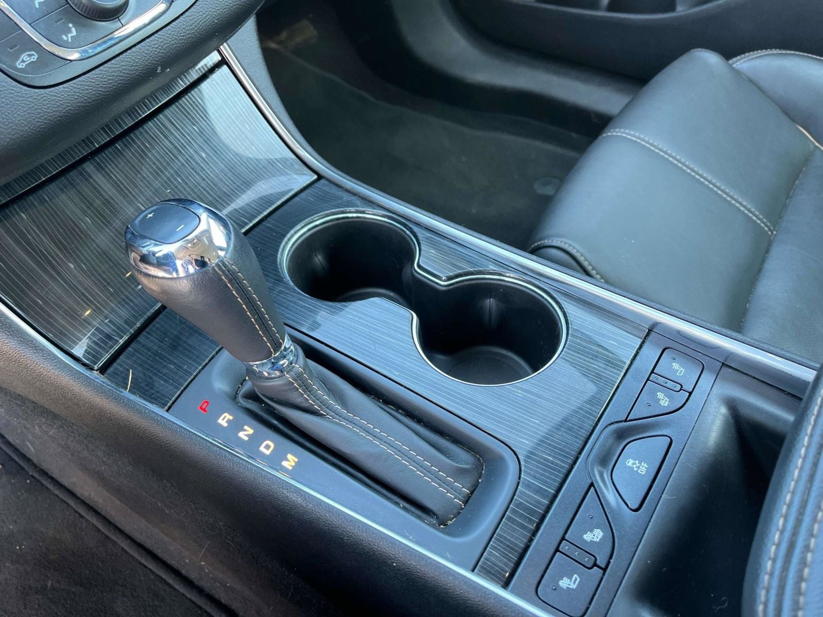 Used 2019 Chevrolet Impala Premier FWD image 32