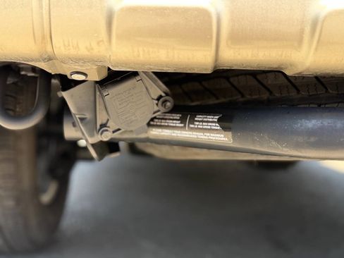 Used 2004 Toyota 4Runner Limited AWD/4WD image 57