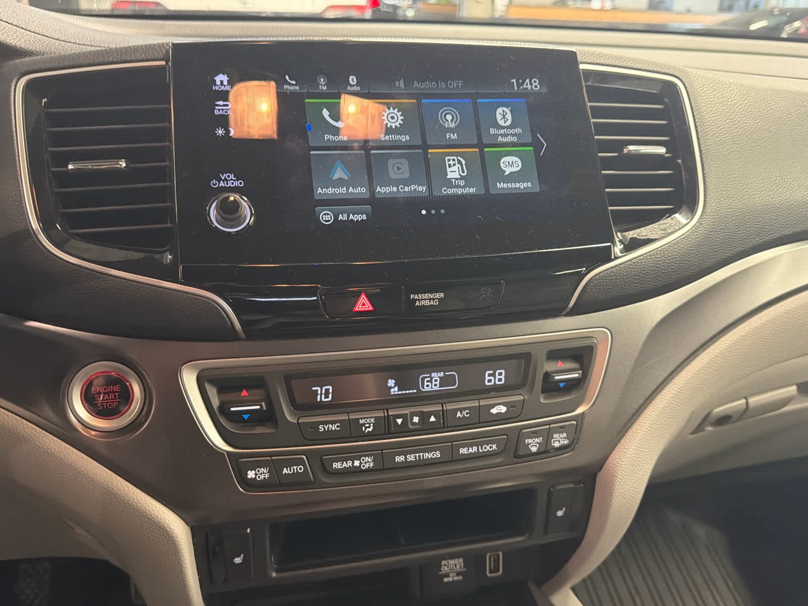 Used 2020 Honda Pilot EX image 11